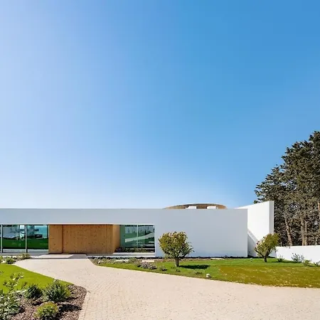 Luxury Oceanside Villa