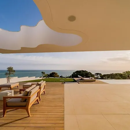 Luxury Oceanside Villa