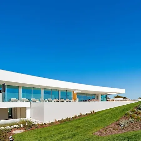 Luxury Oceanside *